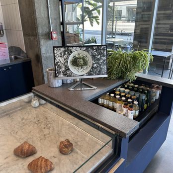 Black Canvas Coffee - Coffee & Tea Near Me - Los Angeles, California Black Canvas Coffee - Coffee & Tea Near Me - Los Angeles, California