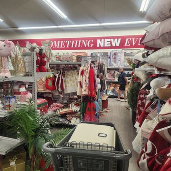 Burlington - Display - Department Stores Near Me - Houston, Texas