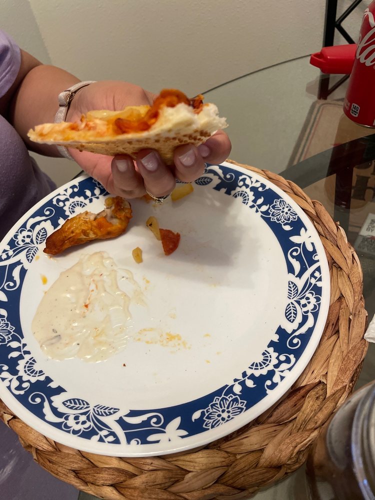 PIZZA HUT Updated September 2024 29 Photos & 67 Reviews 12183