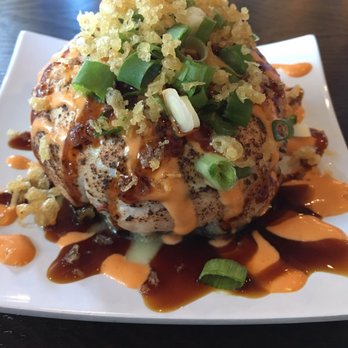 Bonchon - Salmon Avocado Ball ($9.95) - Korean Near Me - Elk Grove, California Bonchon - Salmon Avocado Ball ($9.95) - Korean Near Me - Elk Grove, California