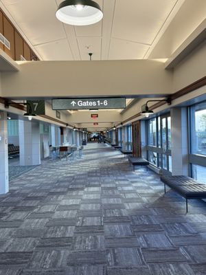 Kahului Airport by null