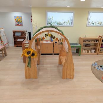 Chrysalis Preschool - Play house and kitchen area in the yellow room - Preschools Near Me - Portland, Oregon Chrysalis Preschool - Play house and kitchen area in the yellow room - Preschools Near Me - Portland, Oregon