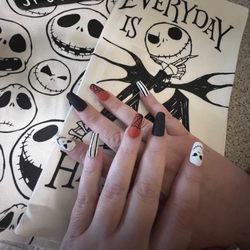 EM Nails & Beauty - Halloween nails !