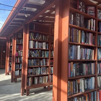 Bart's Books - Bookstores Near Me - Ojai, California