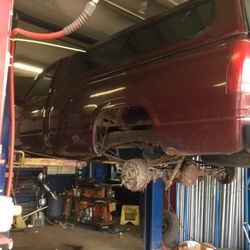 Oxbo Muffler & Brake Shop