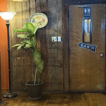 Colatina Exit - Pizza Near Me - Bradford, Vermont