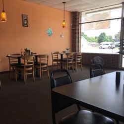 Sista Sista Soul Food - Dining area