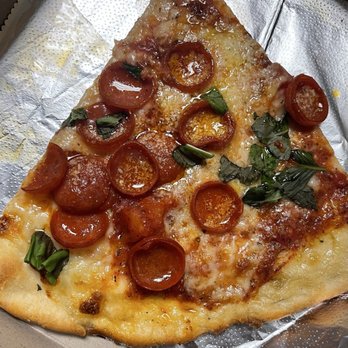 Di Fara Pizza - Regular Slice with pepperoni. - Pizza Near Me - Brooklyn, New York Di Fara Pizza - Regular Slice with pepperoni. - Pizza Near Me - Brooklyn, New York