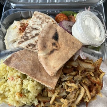 D'Yar - Chicken shawarma plate - Mediterranean Near Me - Berkeley, California