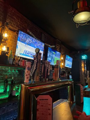 The Beer Garage by null