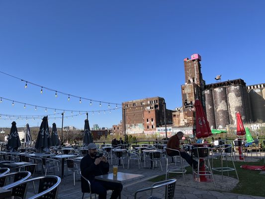 Terrasse St-Ambroise by null