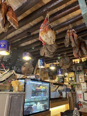 Prosciutteria Cantina dei Papi - Trevi by null