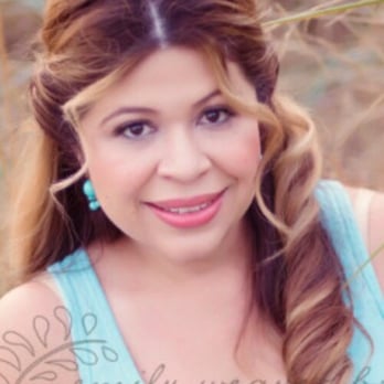Alfonso's Salon - The day of my maternity photo session. Hair and make up by Beauty by Alfonso! - Hair Stylists Near Me - Seattle, Washington