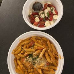 Penne Aurora