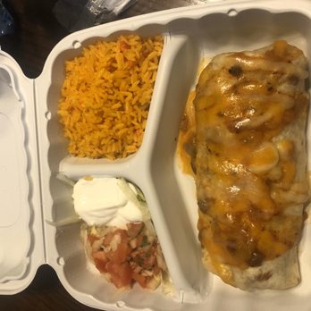La Villa Restaurant - Chicken Burrito - Salvadoran Near Me - Gaithersburg, Maryland La Villa Restaurant - Chicken Burrito - Salvadoran Near Me - Gaithersburg, Maryland