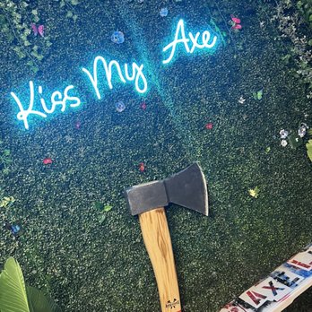 AxeVentures Axe Throwing - Axe Throwing Near Me - Berkeley, California