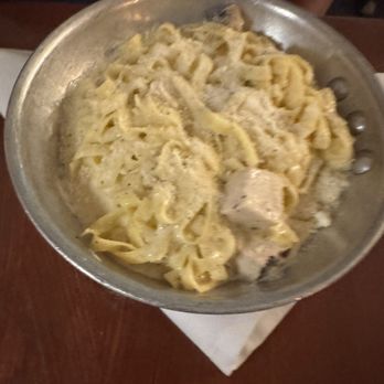 Osteria Cotto e Mangiato - Fettuccine Alfredo - Italian Near Me - San Diego, California Osteria Cotto e Mangiato - Fettuccine Alfredo - Italian Near Me - San Diego, California