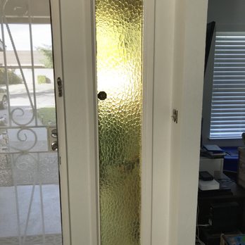 Don's Mobile Glass, Inc.- Manteca - Before pic. Yuck 1978 lol - Auto Glass Services Near Me - Manteca, California