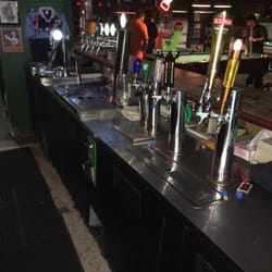 Big Slick Bar & Billiards