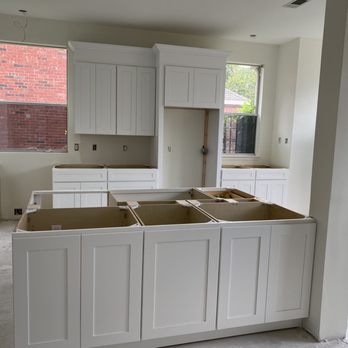 U Kitchen Design - Flooring Near Me - Plano, Texas U Kitchen Design - Flooring Near Me - Plano, Texas