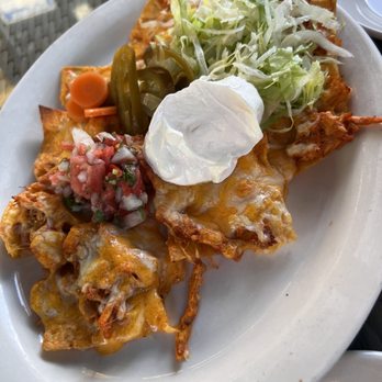 El Guanaco - Chicken Nachos - Mexican Near Me - Oakland Park, Florida El Guanaco - Chicken Nachos - Mexican Near Me - Oakland Park, Florida