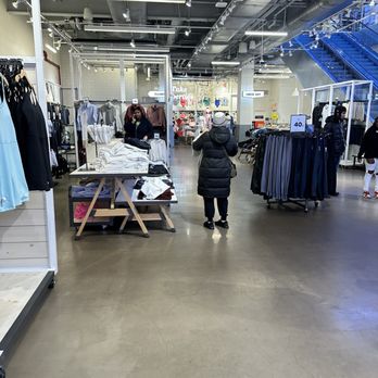Old Navy - Men's Clothing Near Me - New York, New York Old Navy - Men's Clothing Near Me - New York, New York