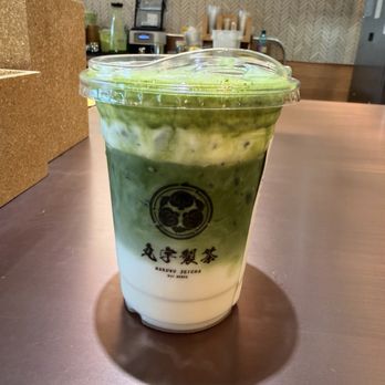 Maruwu Seicha Moili'ili - Matcha latte with snow top - Coffee & Tea Near Me - Honolulu, Hawaii Maruwu Seicha Moili'ili - Matcha latte with snow top - Coffee & Tea Near Me - Honolulu, Hawaii