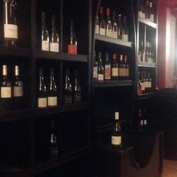 L'Entre Vins - Présentation d une partie des vins proposés