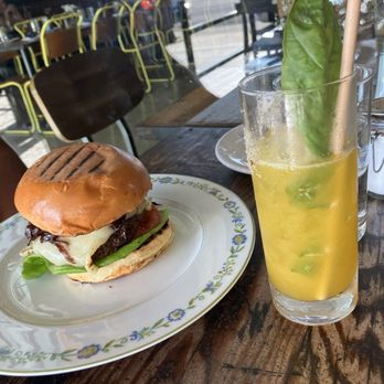 Wood & Salt Tavern - Burger with passionfruit basil cocktail - Italian Near Me - Long Beach, California Wood & Salt Tavern - Burger with passionfruit basil cocktail - Italian Near Me - Long Beach, California