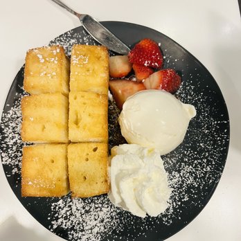 Spot Dessert Bar - Golden Toast - Desserts Near Me - Flushing, New York
