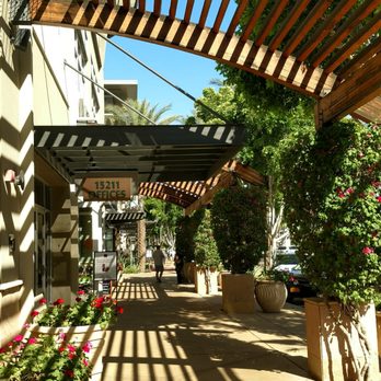 Kierland Commons - Shopping Centers Near Me - Scottsdale, Arizona Kierland Commons - Shopping Centers Near Me - Scottsdale, Arizona