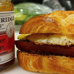 Duke's Cafe - BREAKFAST SANDWICH W/BEEF HOT SAUSAGE & HOT PEPPER JAM
