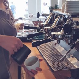 Grenzeloos - sushi, sushi and sashimi, interior, sashimi - Koffie en thee Near Me - Maastricht, LI