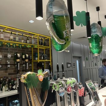 Hampton by Hilton Belfast City Centre - Full bar ready for St Patrick's day - Hotels Near Me - Belfast, BFS