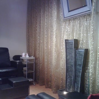 Modern Nail Bar - Back room with waterfall - Nail Salons Near Me - San Francisco, California Modern Nail Bar - Back room with waterfall - Nail Salons Near Me - San Francisco, California