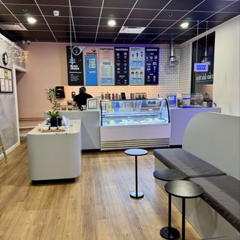 Via Lactea - Inside - Ice Cream & Frozen Yogurt Near Me - New Haven, Connecticut