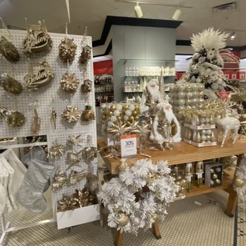 Macy's - Department Stores Near Me - Aiea, Hawaii