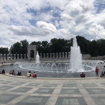 World War II Memorial - Landmarks & Historical Buildings Near Me - Washington, DC, District of Columbia