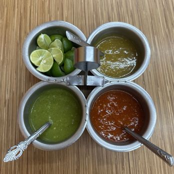 Taquería Los Cocuyos - Sauces - Street Vendors Near Me - México, D.F., DIF