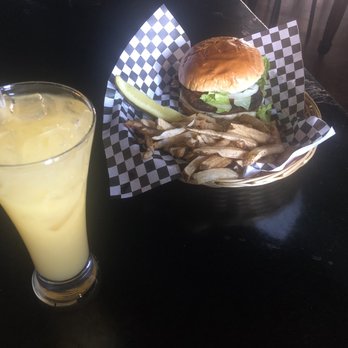 Moody's Pub - Jaker's Mark And Black Bean Chipotle Burger - Pubs Near Me - Chicago, Illinois Moody's Pub - Jaker's Mark And Black Bean Chipotle Burger - Pubs Near Me - Chicago, Illinois