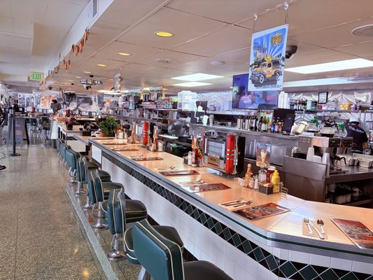 Mel's Drive-In by null