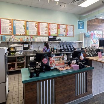 Tropical Smoothie Cafe - Inside - Juice Bars & Smoothies Near Me - Mclean, Virginia