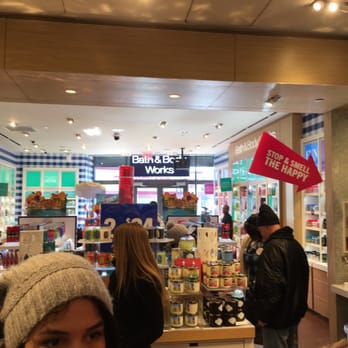 Bath & Body Works - What a great place to shop! - Cosmetics & Beauty Supply Near Me - Brooklyn, New York