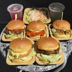 Unninae K-Burger