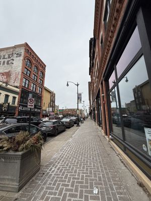 The Root Note by null