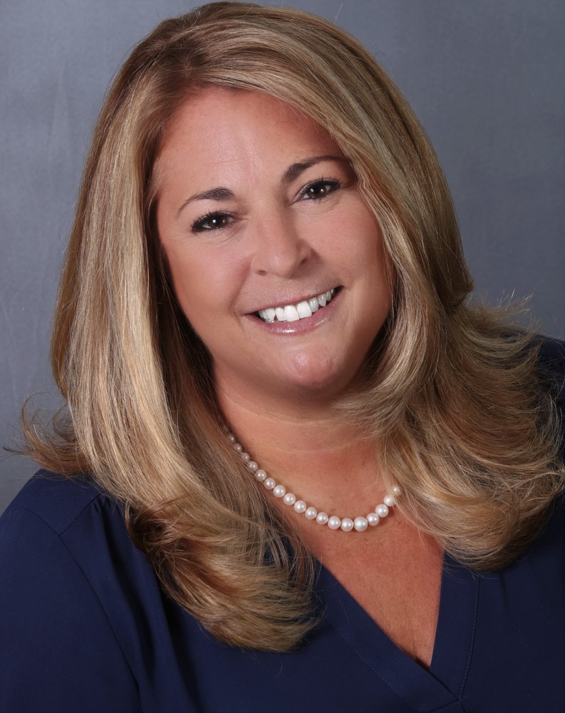 AMY TUCKER COLDWELL BANKER REALTY 2 Corporate Dr, Trumbull