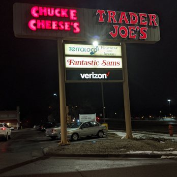 Trader Joe's - Sign - Grocery Near Me - Rochester, Minnesota