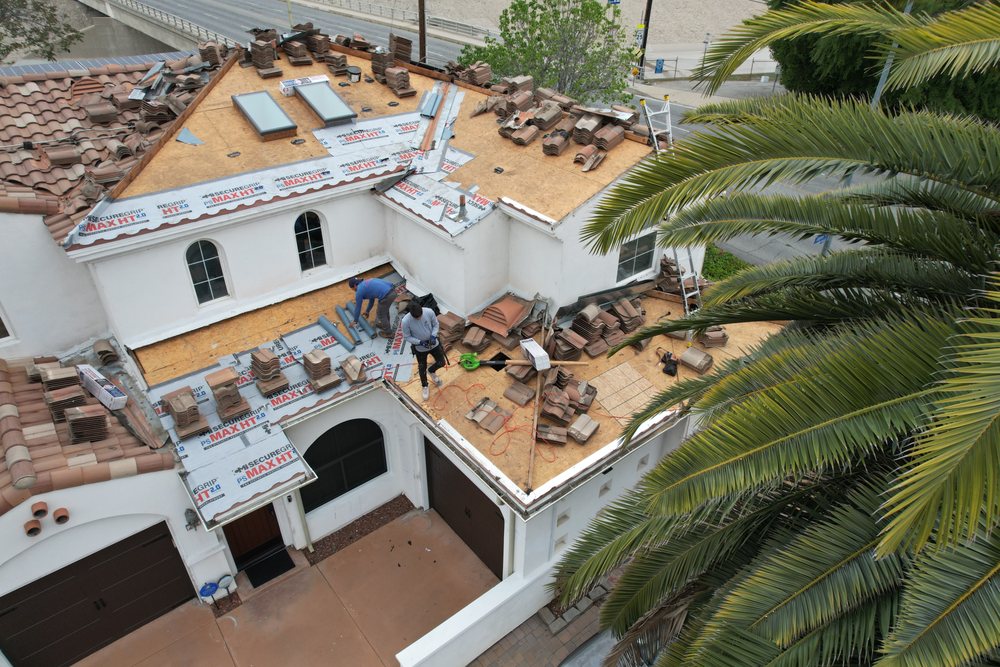 Slide of Imperial Roofing