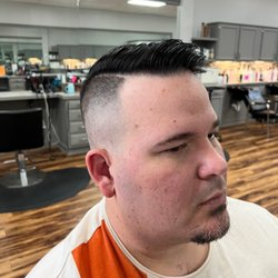 QCuts - The Barber