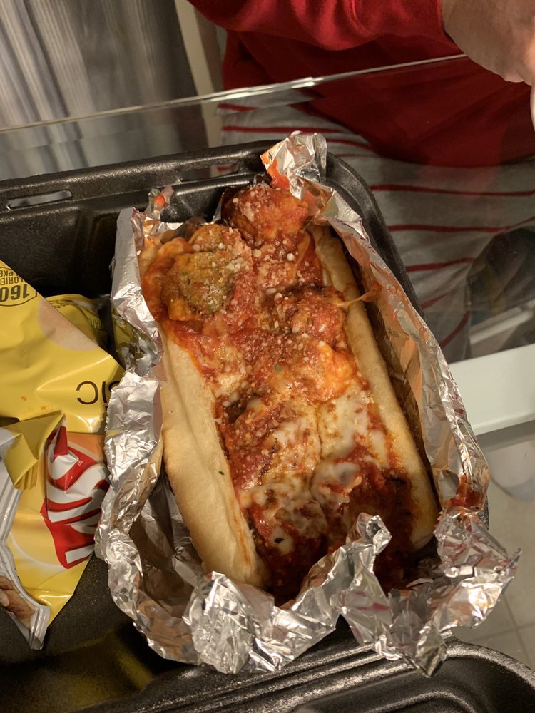 Super Baked Pizza & Wings, Hilton Head Island Roadtrippers